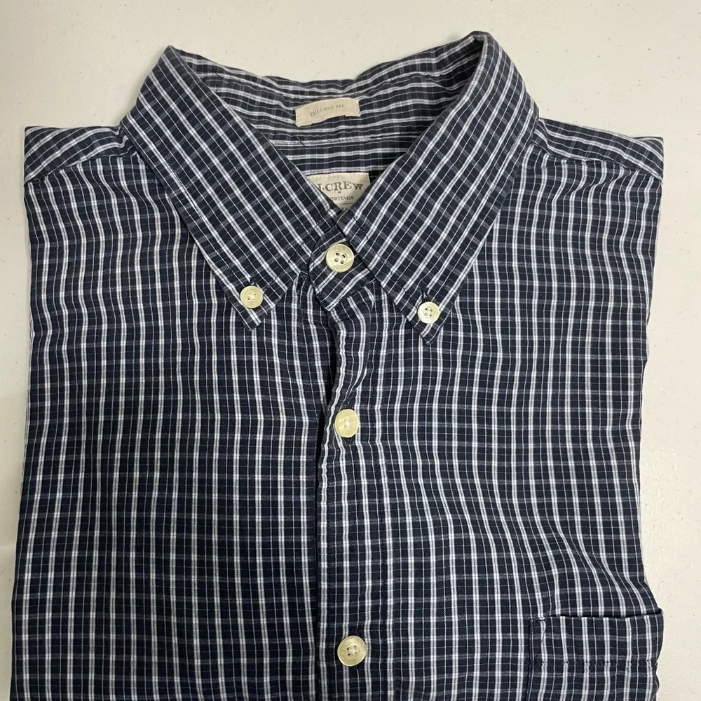 J. Crew Men's Navy Checkered Shirt Size Large CB-